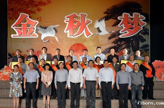 ab92c2b4d5b4b13965c6144752547aee (553x366).jpg